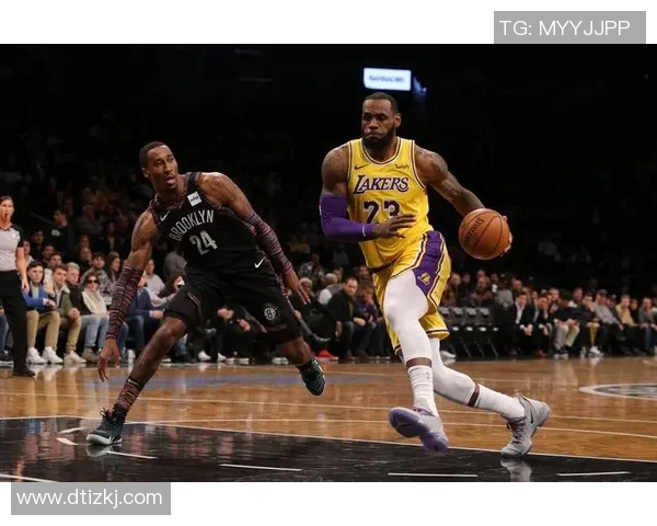 拓荒者与湖人经典对决回放见证篮球历史的精彩瞬间与激情碰撞